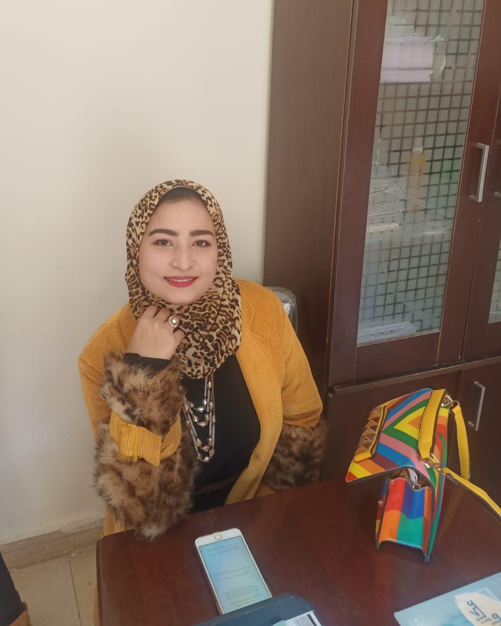 عكاز مايل.. ديوان جديد لأصغر شاعرة بكفرالشيخ